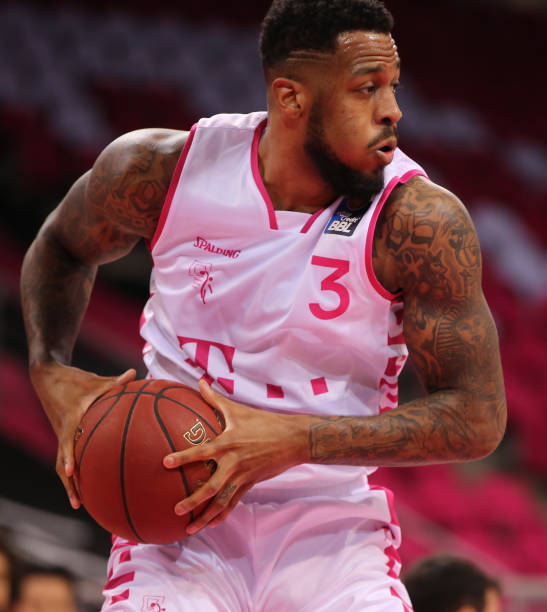 足球的无限 足球的无限